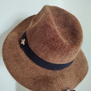 NWT BEE-Medallion Nutmeg-BROWN Stylish-Hat~